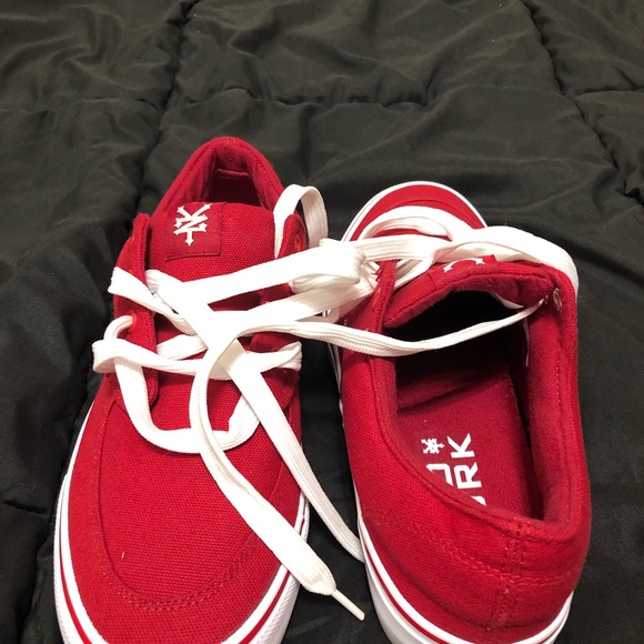 ZooYork sneakers - Picture 2 of 4